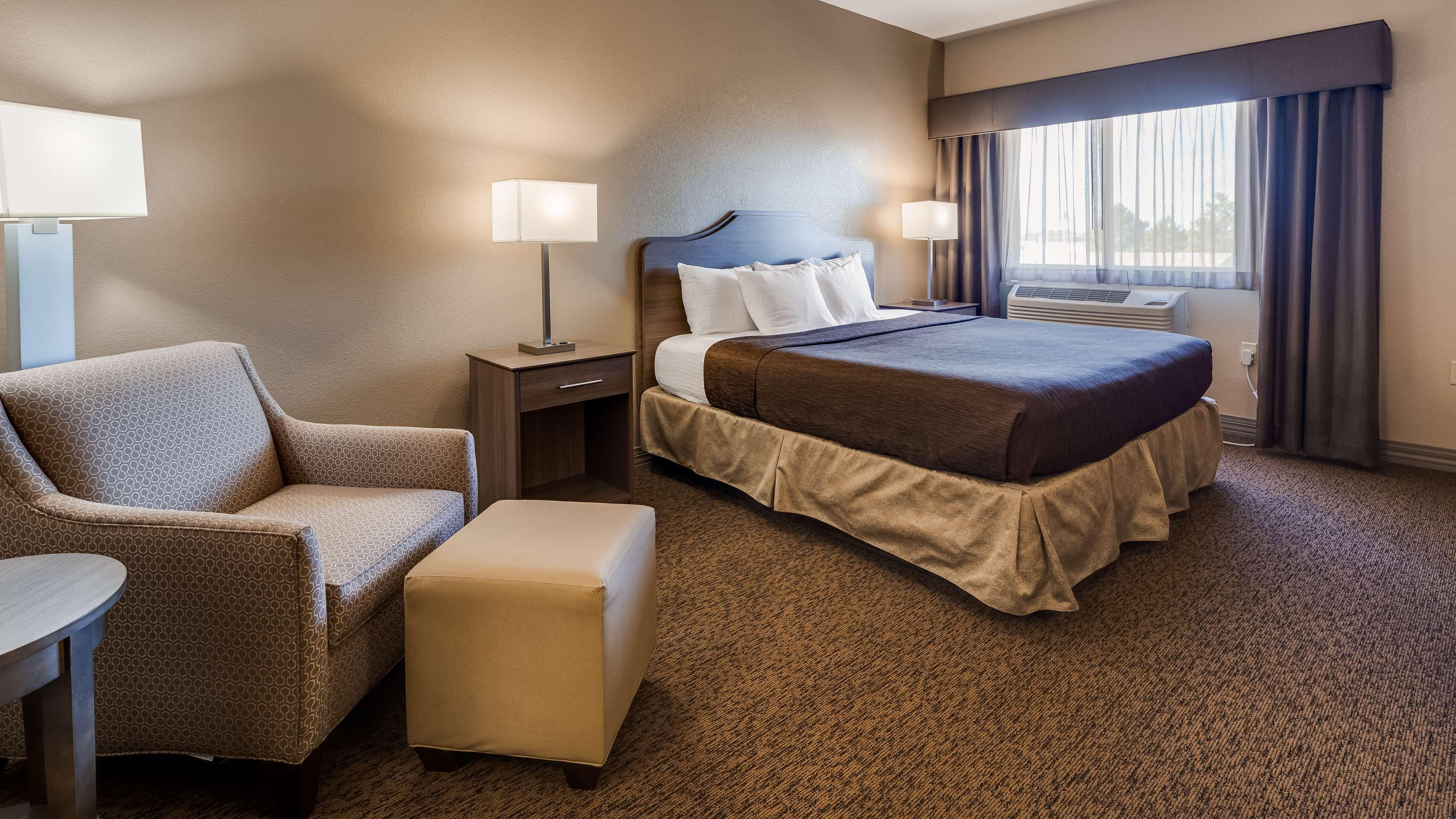 Best Western El-Quartelejo Inn & Suites Scott City Экстерьер фото